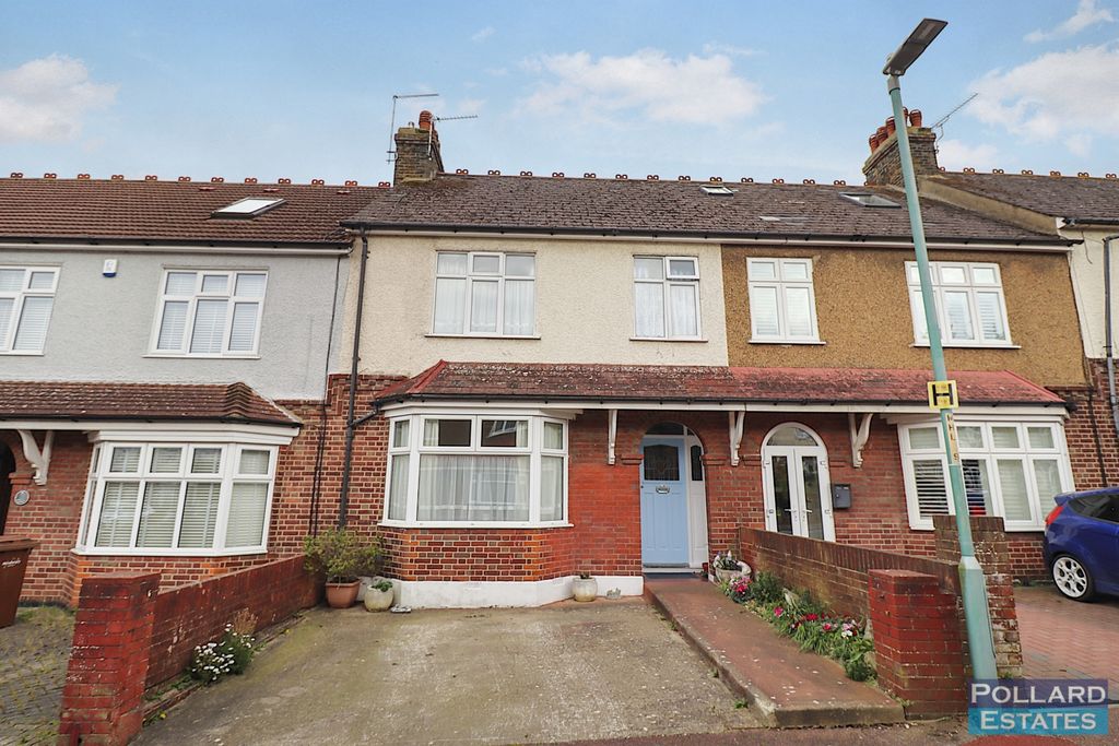 Property photo 1 of 15 Pbox-Img.Jpg