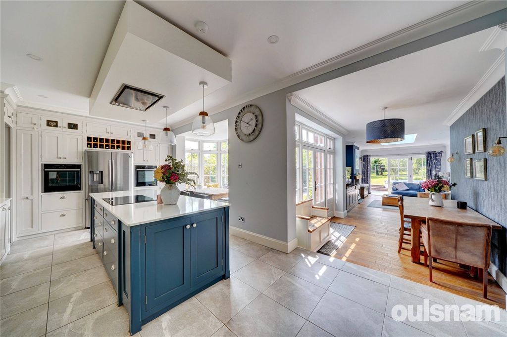 Property photo 3 of 48 Picture No. 27