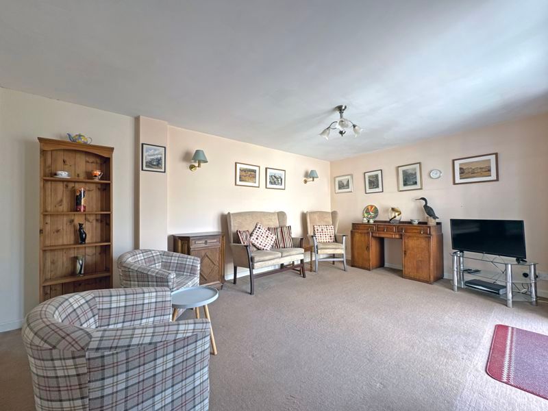 Property photo 3 of 13 Photo 11
