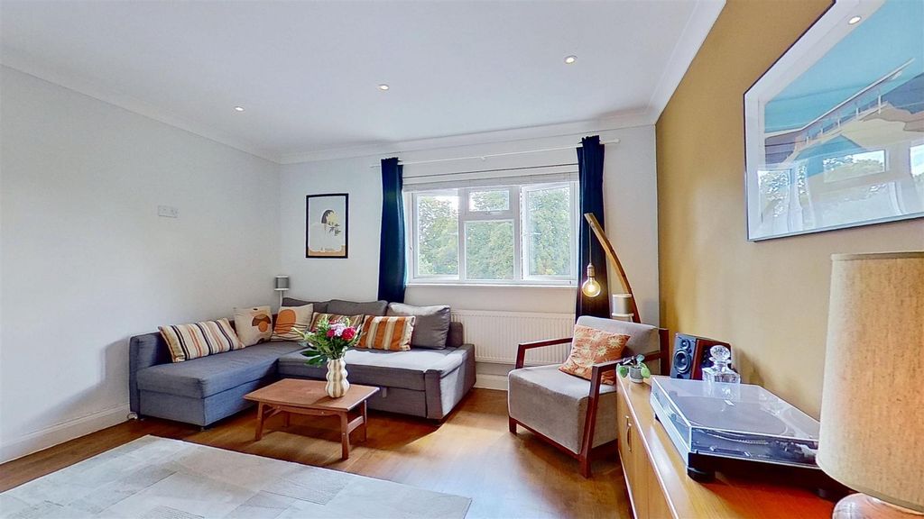 Property photo 1 of 18 Strathdon-Road-Sw17-08282026_165339.Jpg