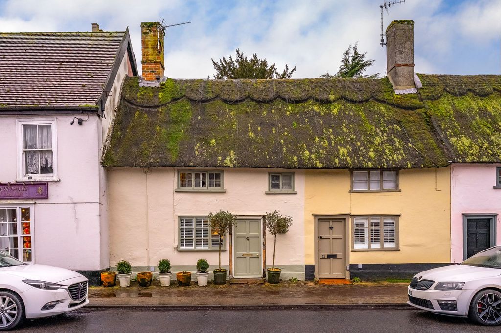 Property photo 1 of 18