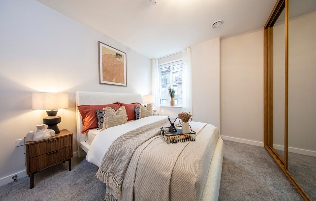 Property photo 3 of 9 Fairview New Homes - Zoopla -