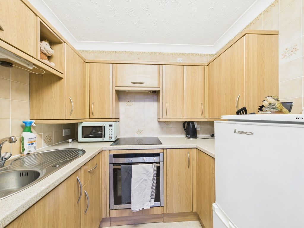 Property photo 3 of 7 Picture No. 06