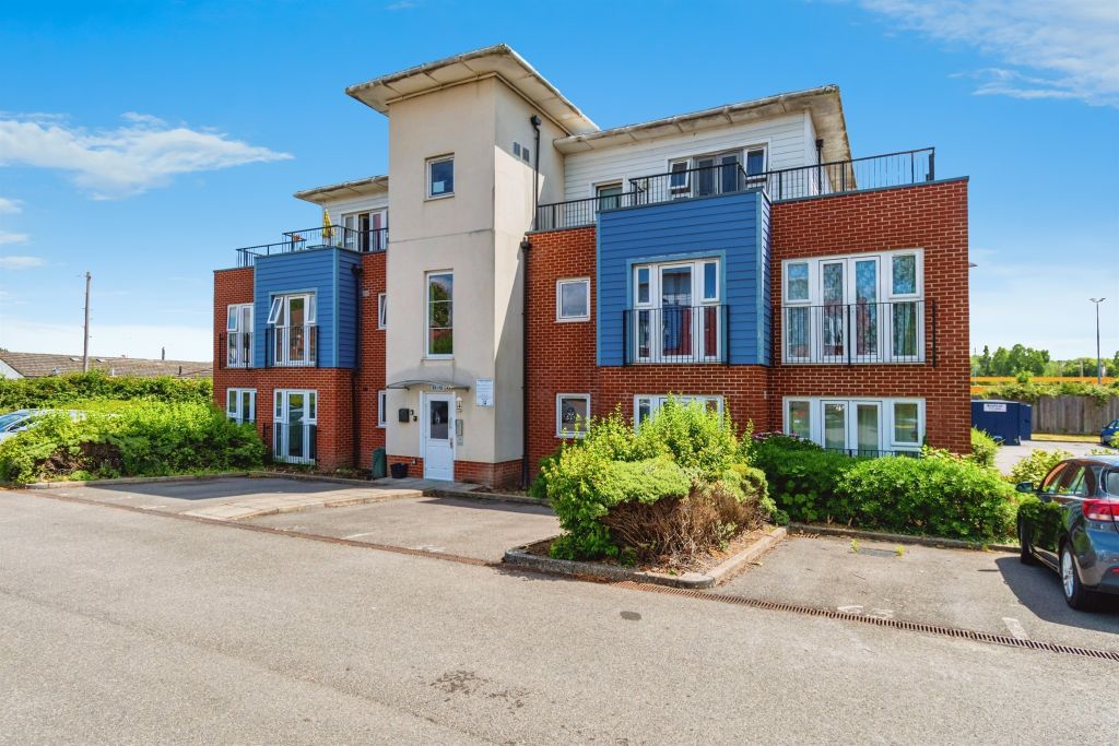 Property photo 1 of 17