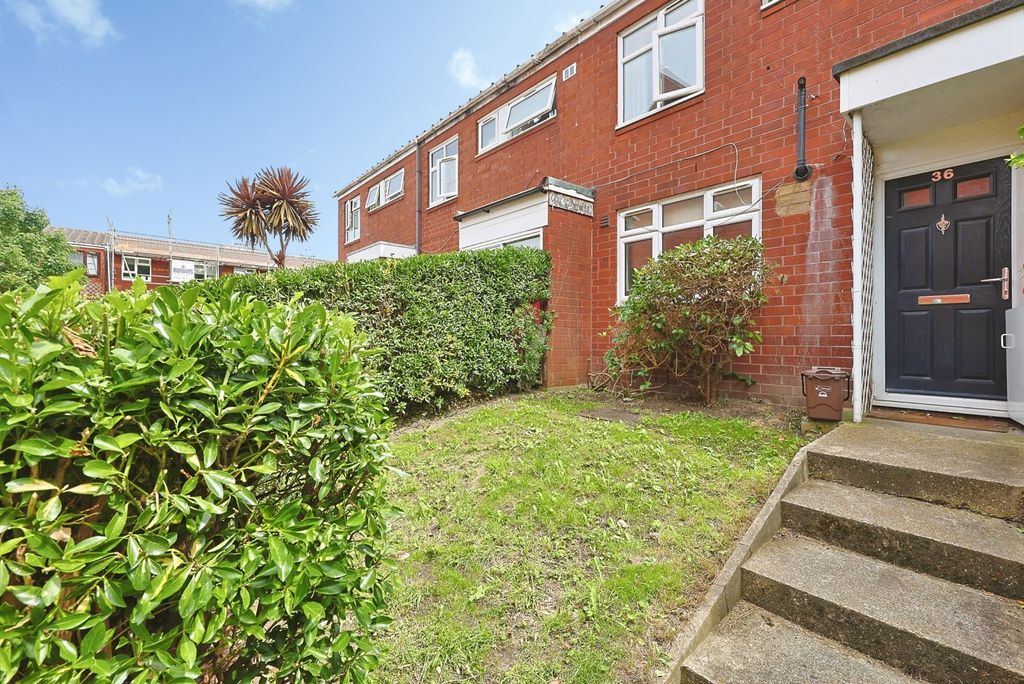 Property photo 1 of 17 Pbox-Img.Jpg