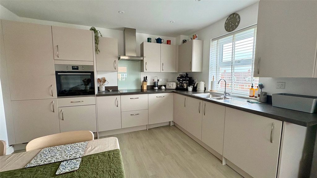 Property photo 2 of 10 Picture No. 02