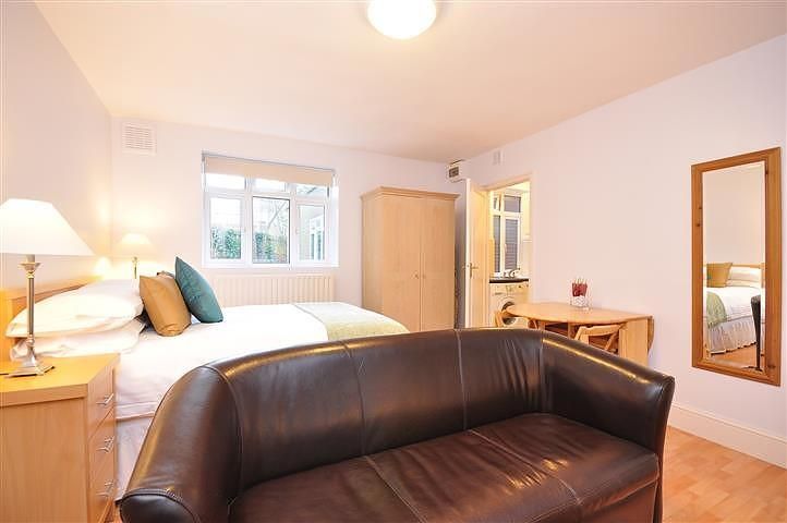 Property photo 1 of 7 Image