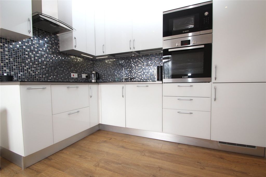 Property photo 1 of 11 Picture No. 01