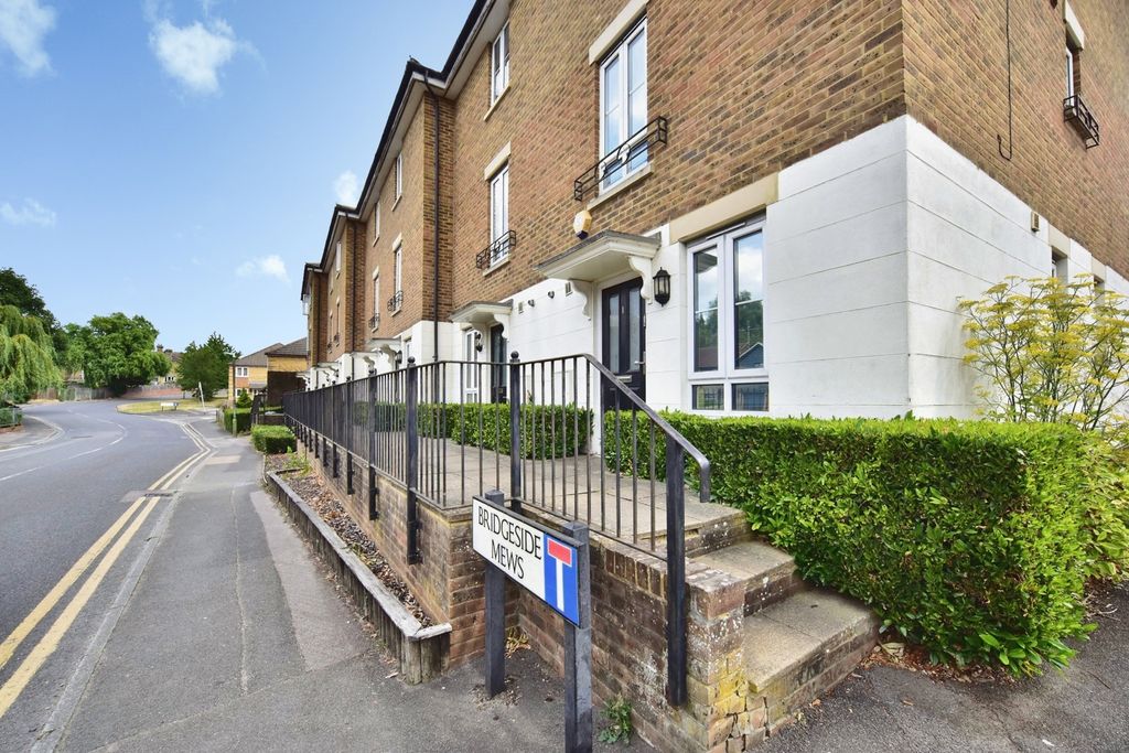 Property photo 2 of 18 Pbox-Img.Jpg