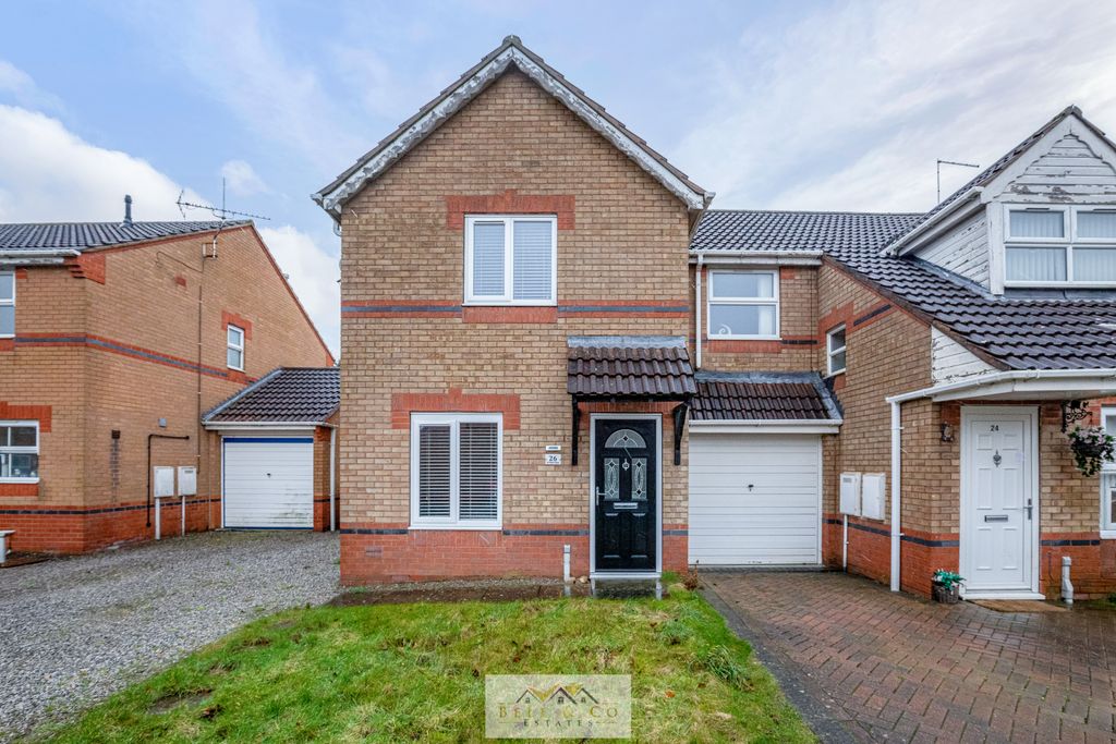 Property photo 1 of 18 Front Of House 1.2