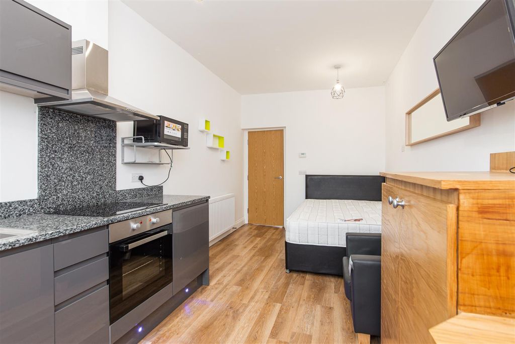 Property photo 3 of 4 Edit-6808.Jpg