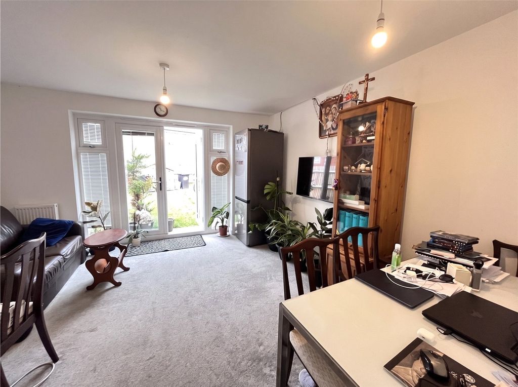 Property photo 3 of 16 Picture No. 26