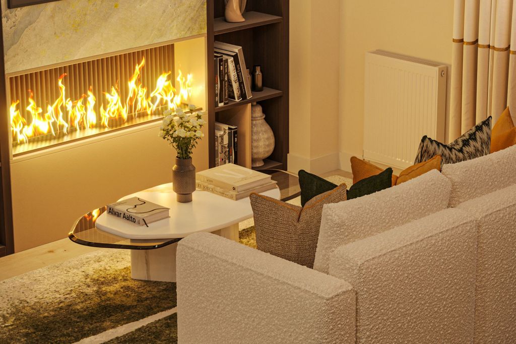 Property photo 1 of 6 Skyline Living Room