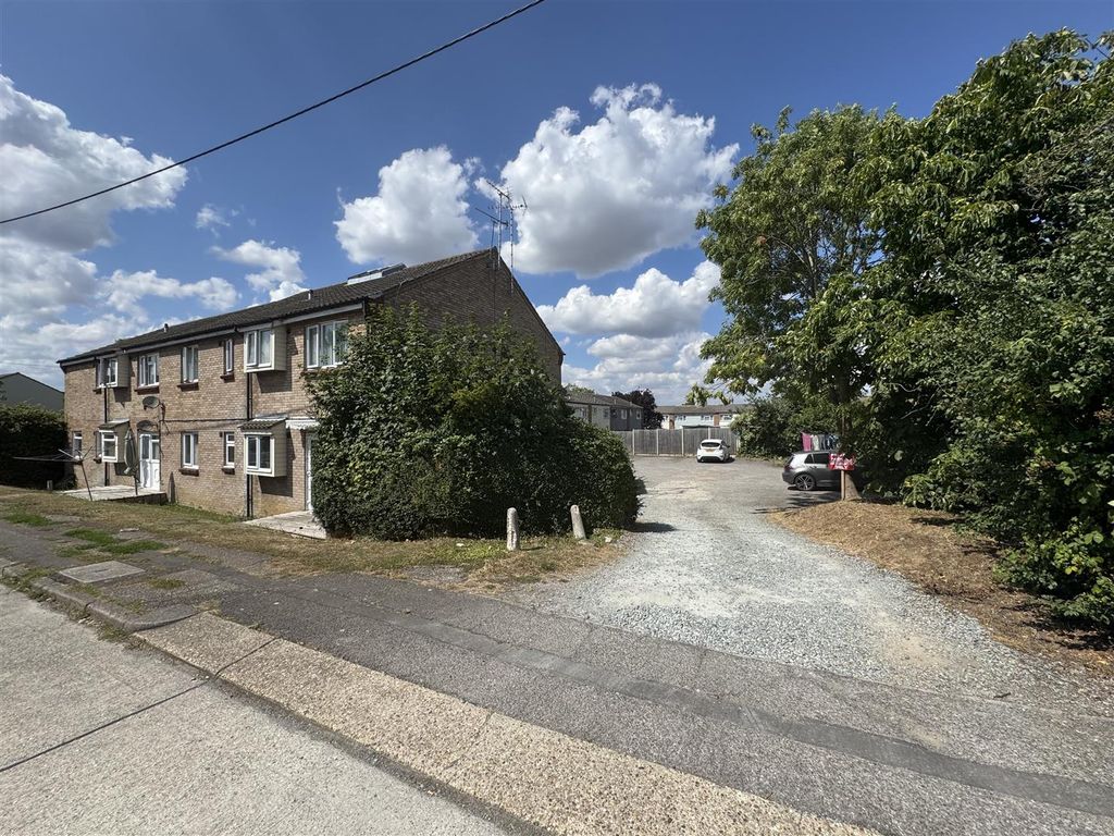 Property photo 1 of 10