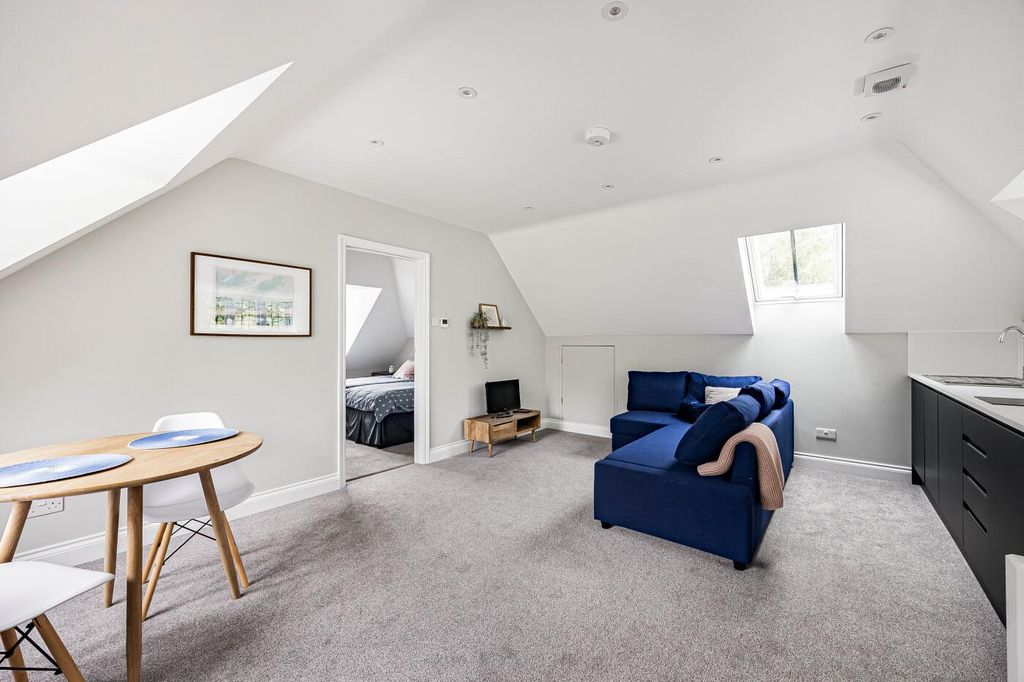 Additional image 26 of 7 bed detached house for saleHarpsden Woods, Harpsden, Henley-On-Thames, Oxfordshire RG9