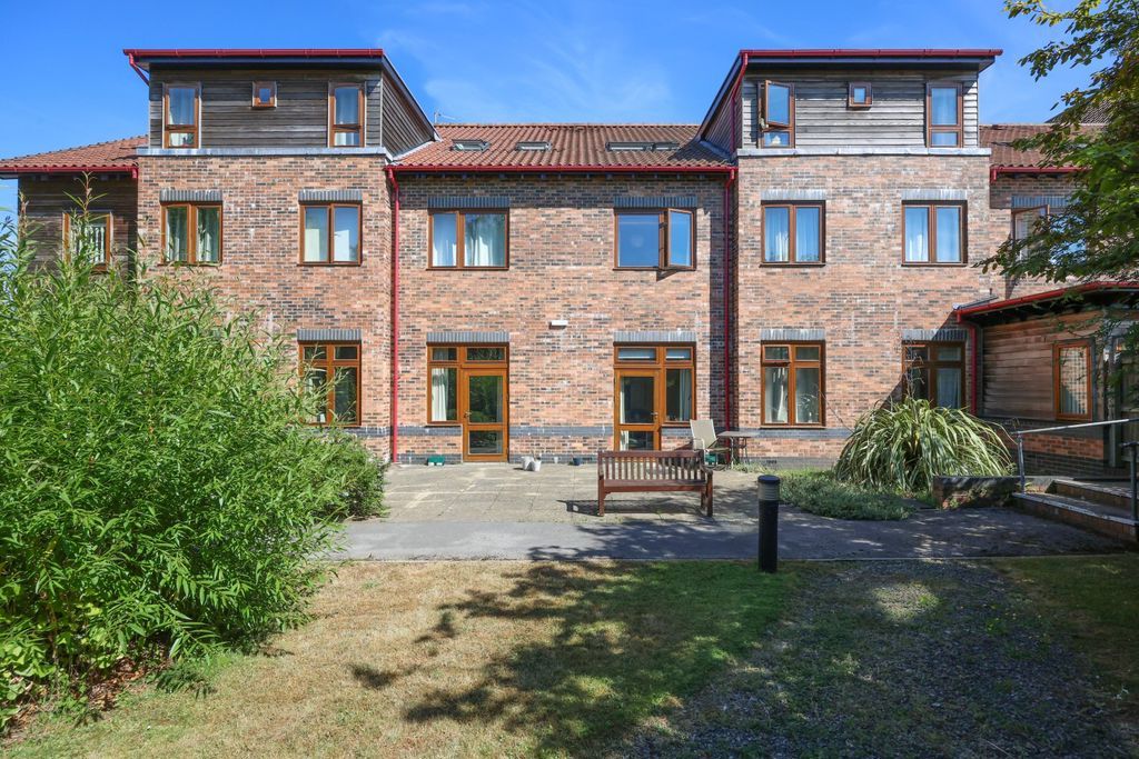 Property photo 1 of 11 Communal Grounds