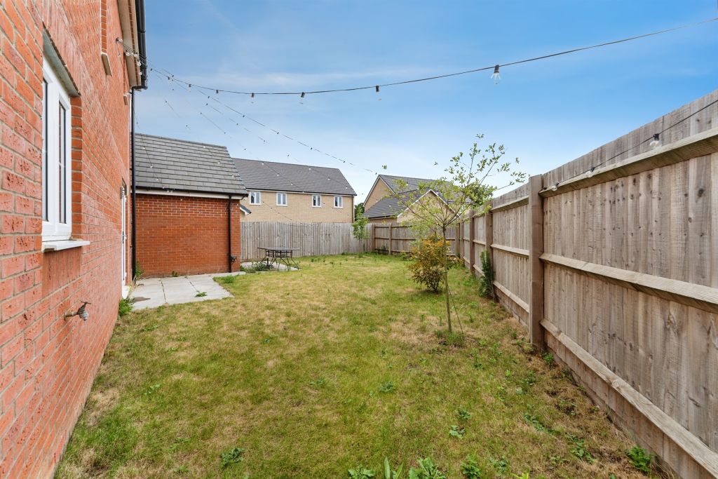 Property photo 2 of 23