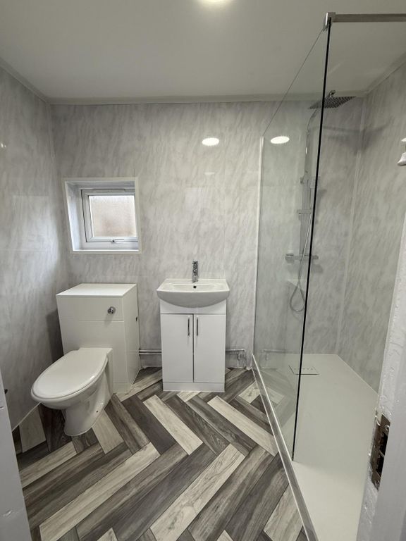 Property photo 2 of 5 Gallery