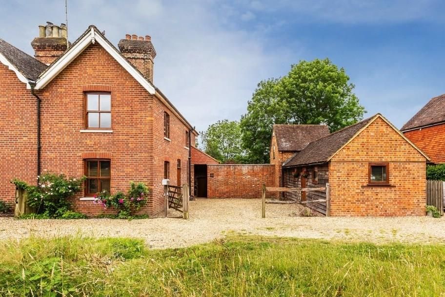 Property photo 2 of 19 1-Beech-Cottage-44.Jpg