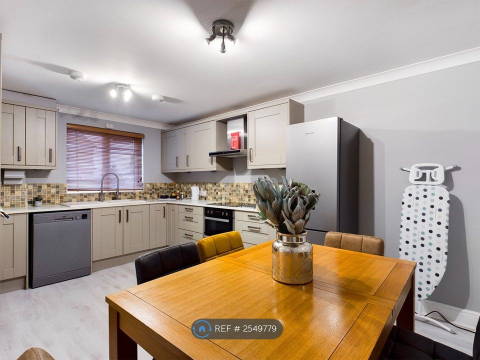 Property photo 2 of 10 Kitchen/Diner