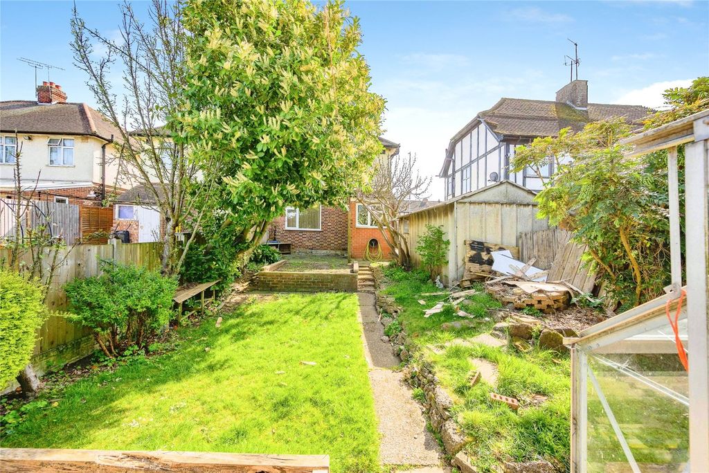 Property photo 2 of 15 Garden