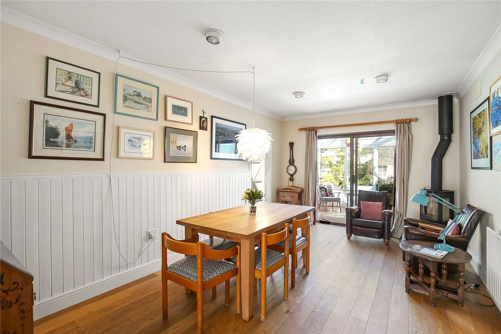 Property photo 3 of 19 Picture No. 09