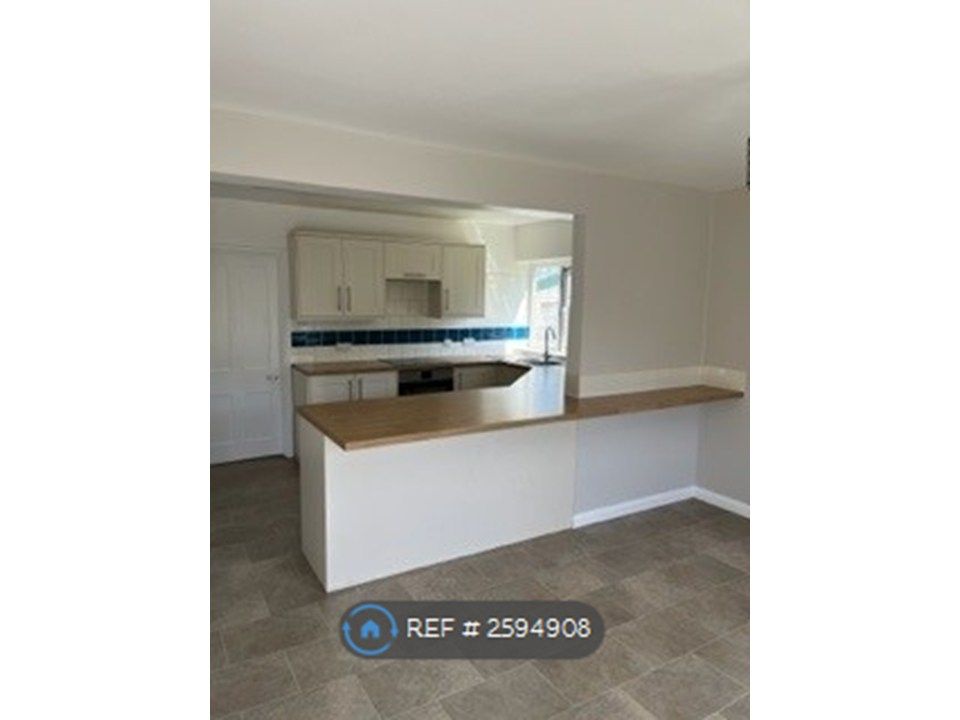 Property photo 2 of 8 Kitchen/Diner