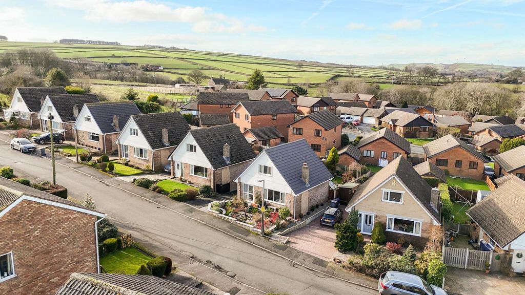 Property photo 2 of 25 2026-02-24 14.29.34_1.Jpg