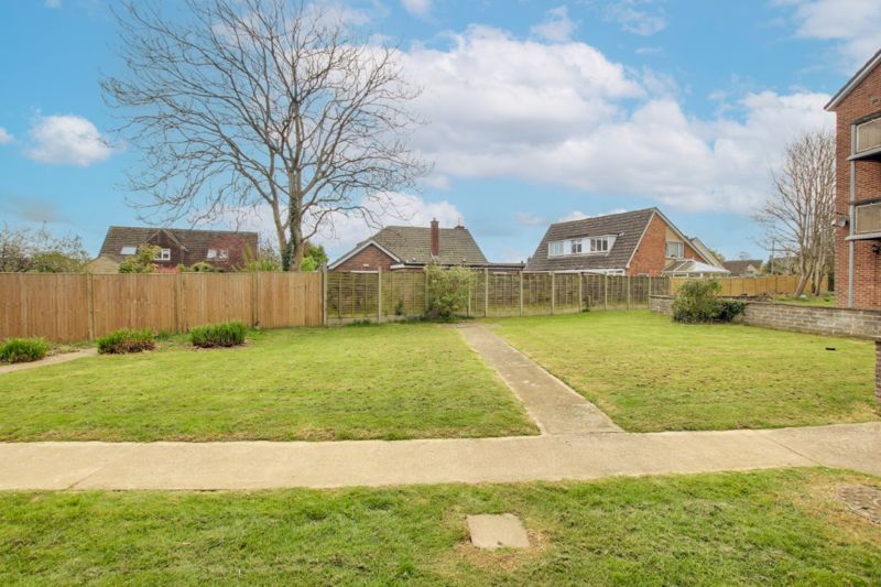 Property photo 2 of 16 Photo 11