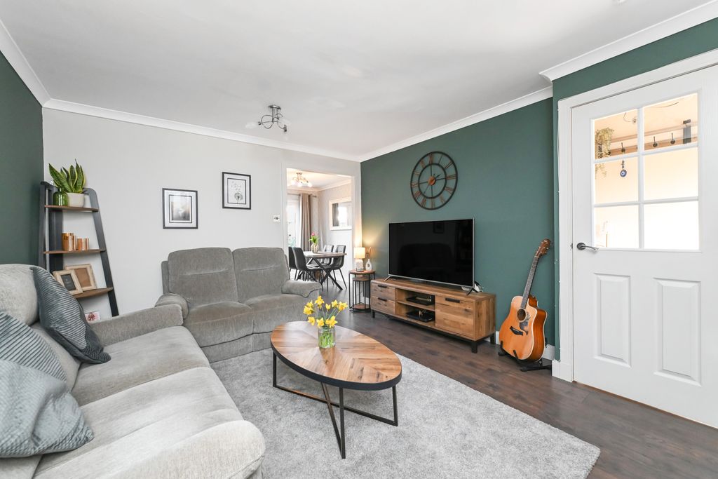 Property photo 2 of 20 Property Image 2