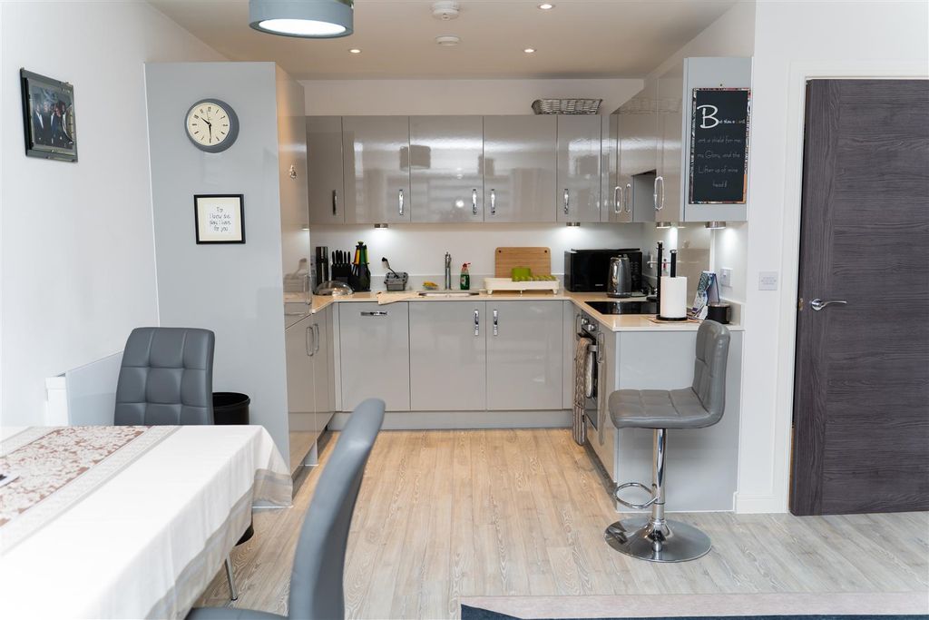 Property photo 3 of 12 _Drv9786.Jpg