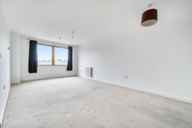 Property photo 3 of 21 Reception Room