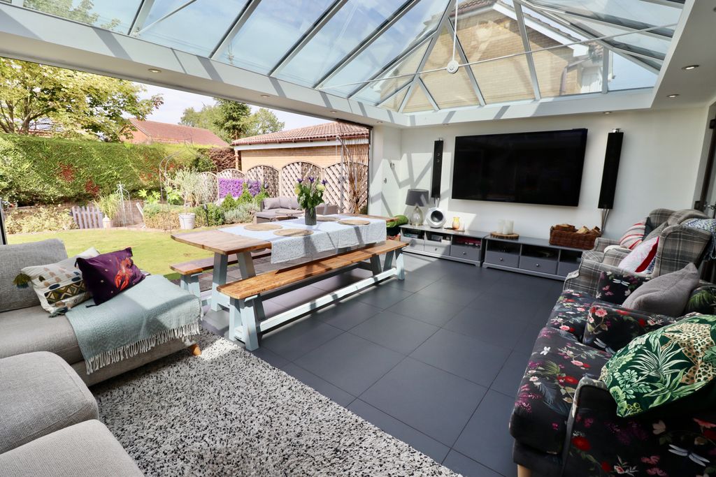 Property photo 2 of 27 Img_9121