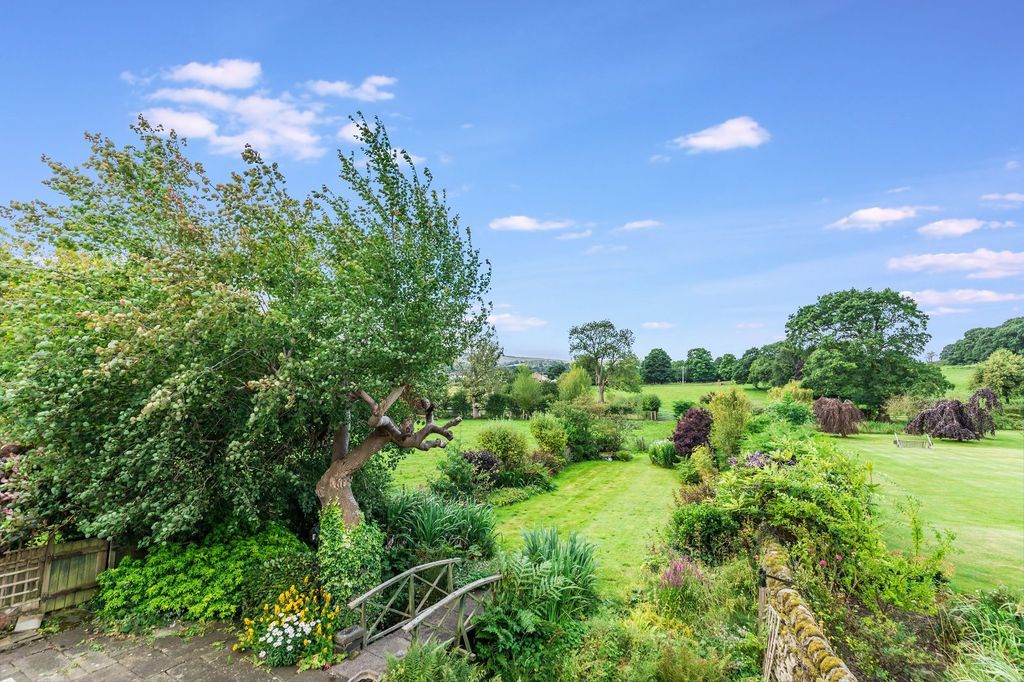 Property photo 3 of 31 Picture No. 03
