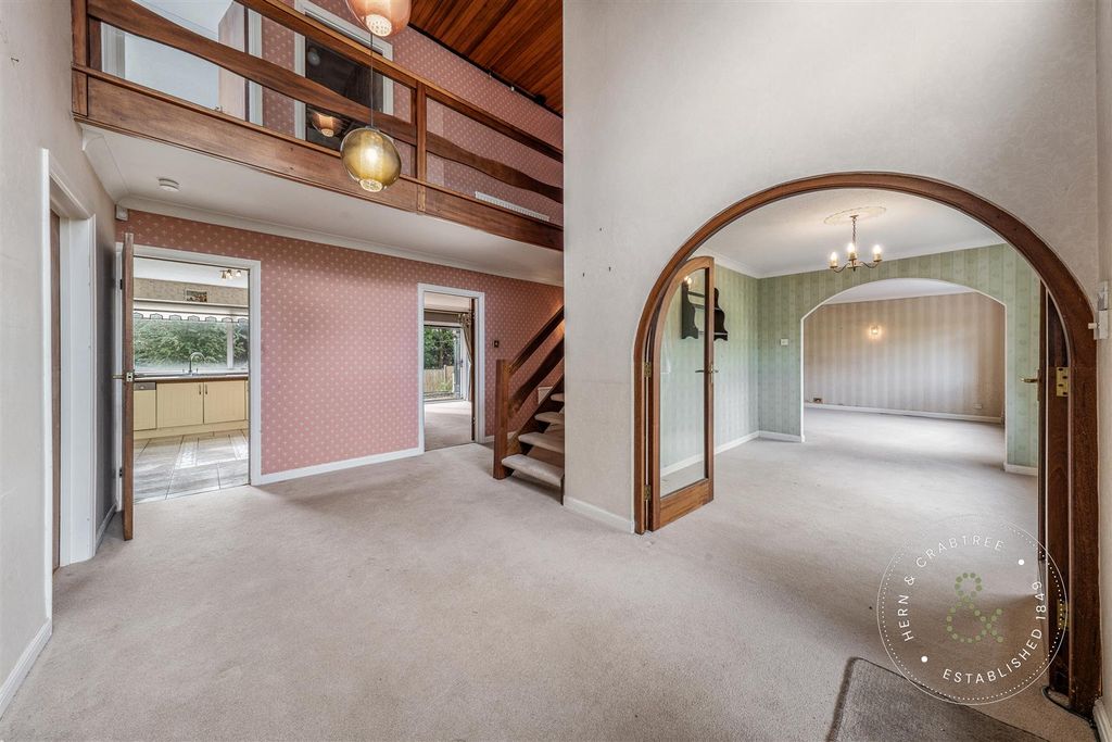 Property photo 2 of 55 Hern Crabtree-30.Jpg