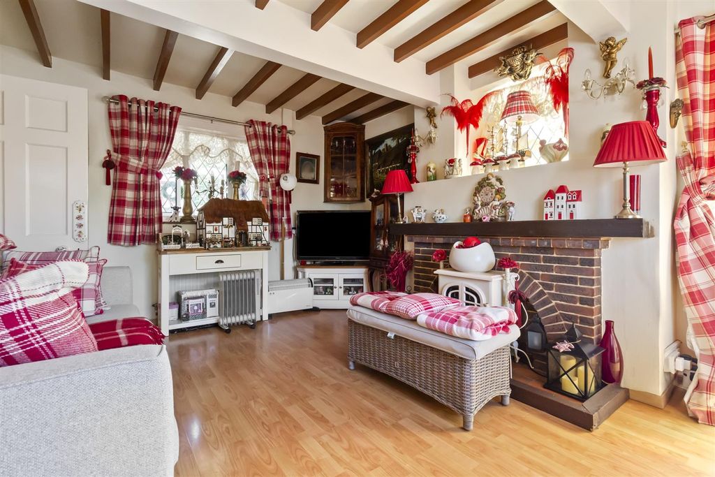 Property photo 3 of 23 Forget Me Not Cottage-001.Jpg