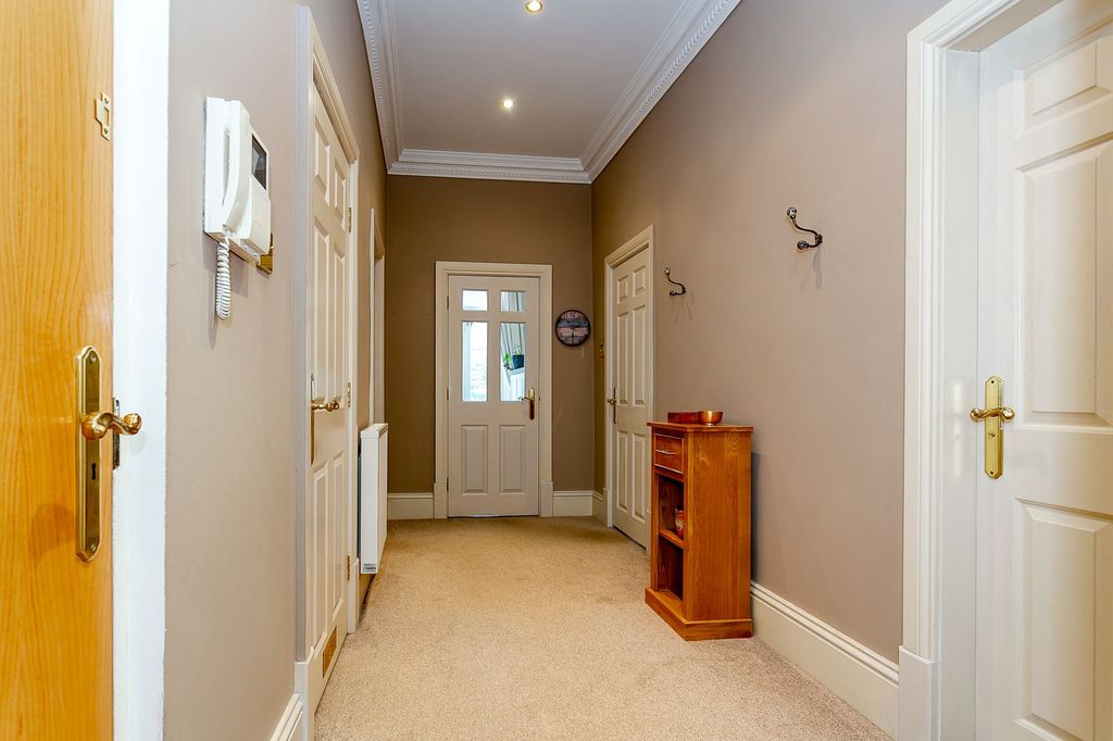 Additional image 10 of 2 bed flat for saleRoseville Avenue, Harrogate HG1