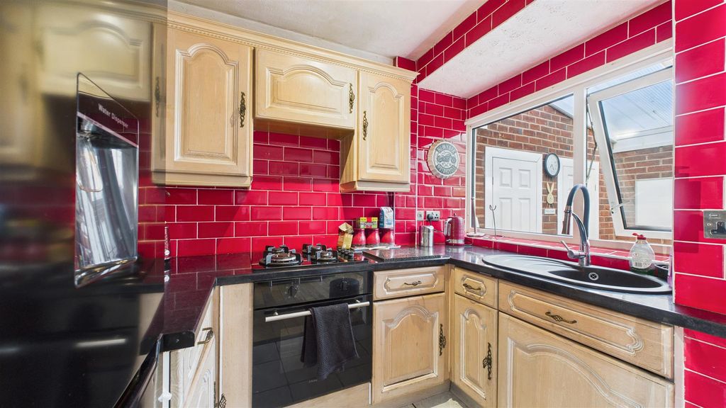 Property photo 3 of 13 Kitchen.Jpg