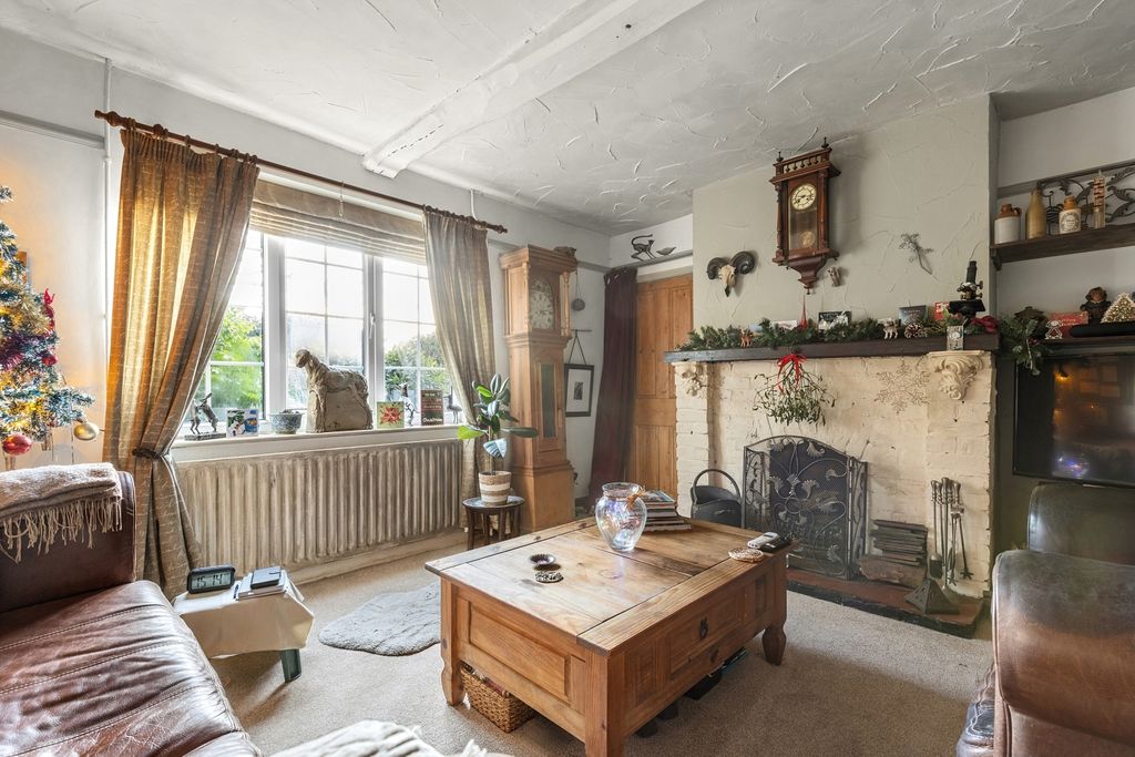 Property photo 1 of 21 Snug