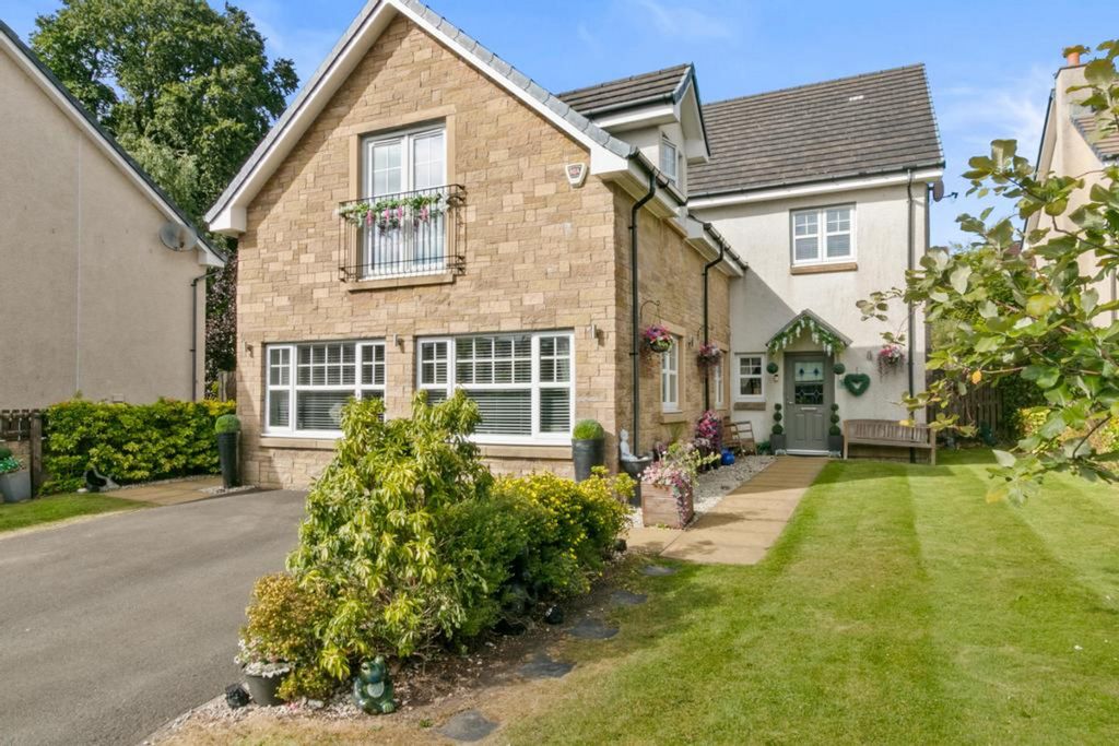 Property photo 1 of 42