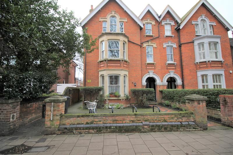 Property photo 1 of 6 Front
