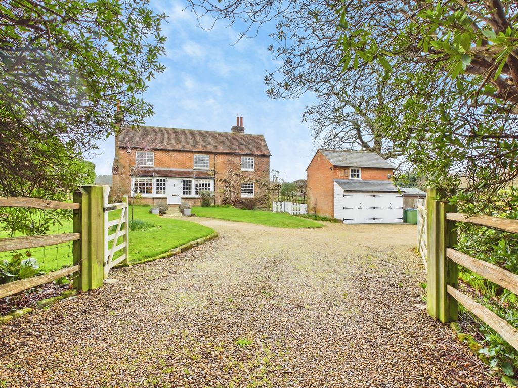 Property photo 1 of 30 707Df69A-Cam04018G0-Pr0443-Still002