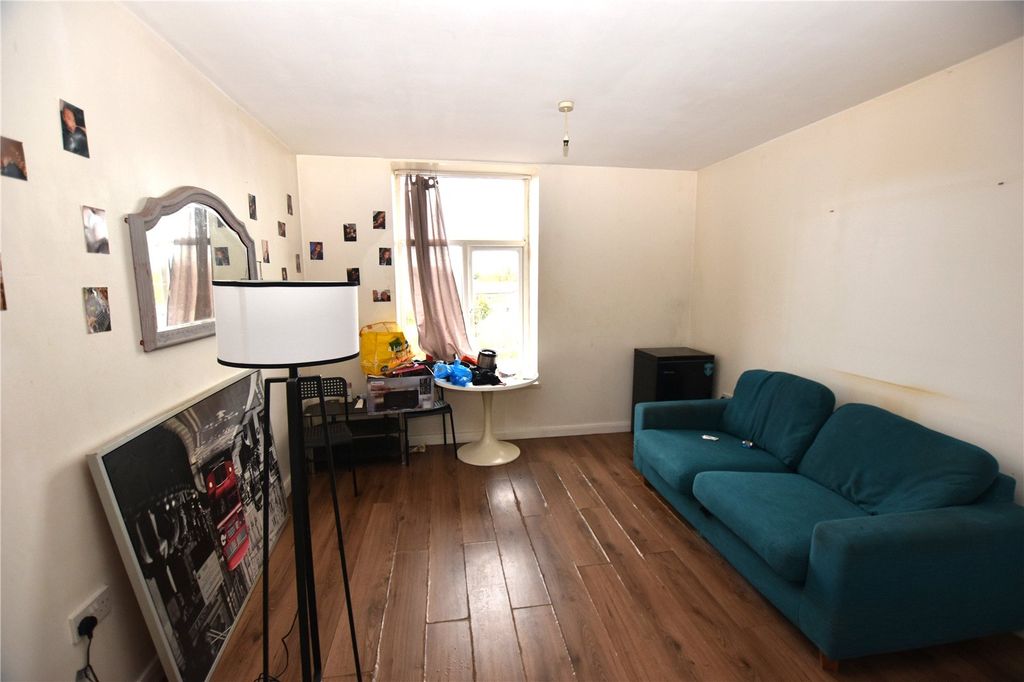 Property photo 3 of 9 Picture No. 03