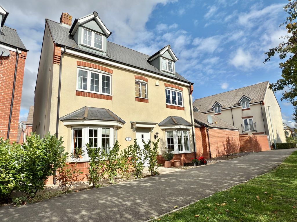 Property photo 1 of 13