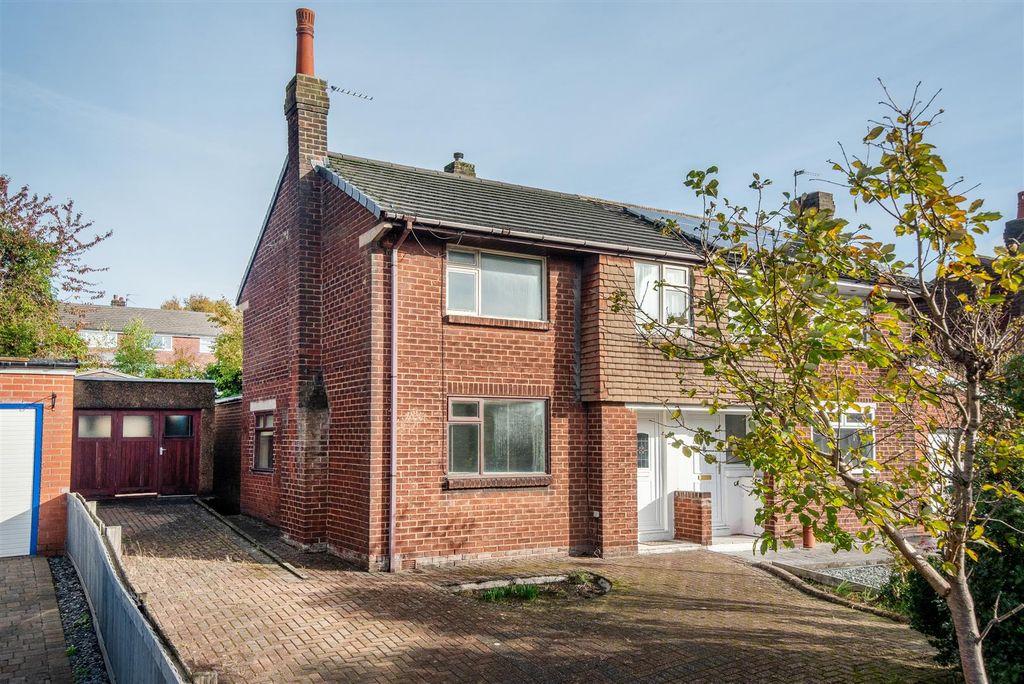 Property photo 1 of 22 Front External