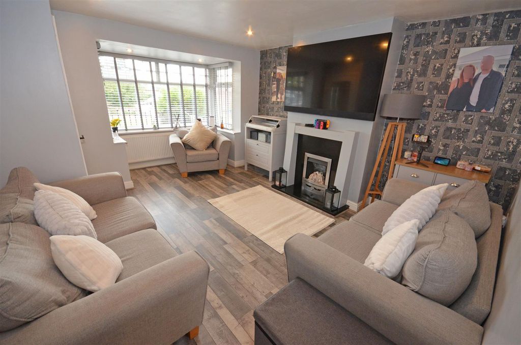 Property photo 2 of 21 01A.Jpg