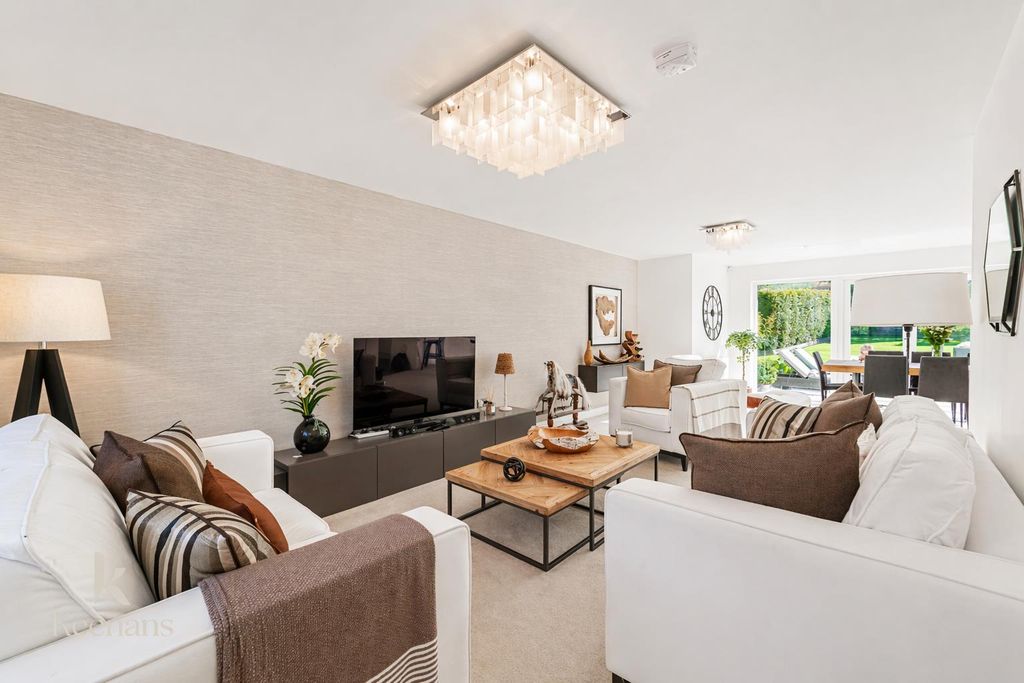 Property photo 2 of 46