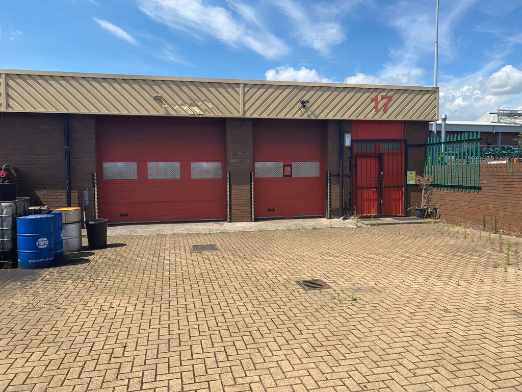 Property photo 1 of 2