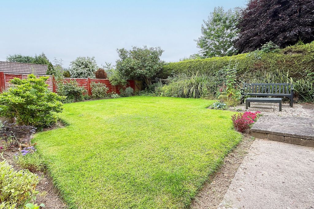 Property photo 3 of 12