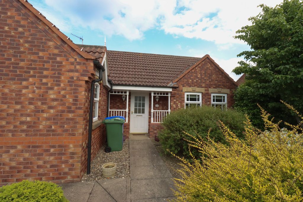 Property photo 1 of 27